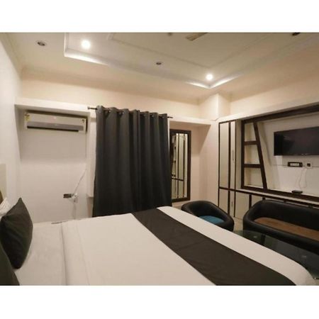 Day S Inn Luxury Stay Near Care Hospital In Budget Friendly Price Best Seller 부바네스 외부 사진